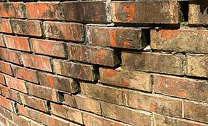 Cracked brick exterior sm