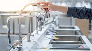 kitchen faucet brands avoid sm