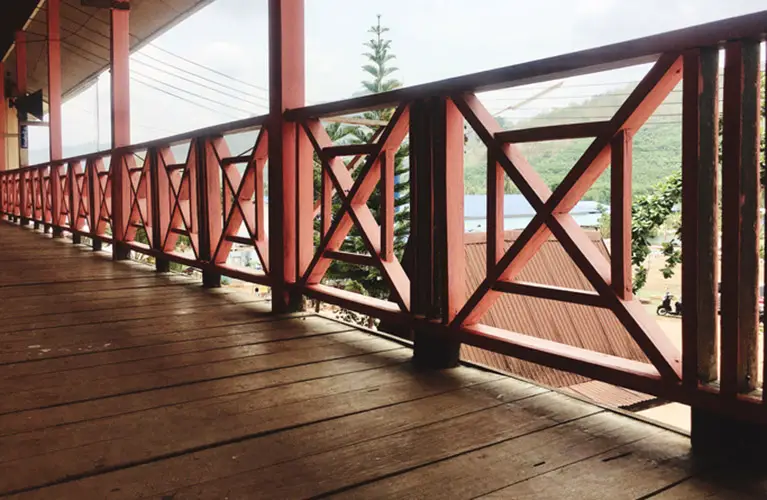 wood x style railing