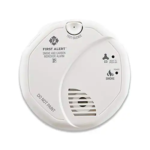 First Alert Powered Alarm SCO5CN Combination Smoke and Carbon Monoxide Detector, Battery Operated, 1 Pack, White