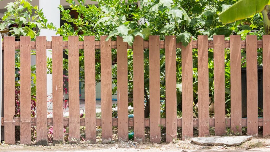 wooden fence lifespan