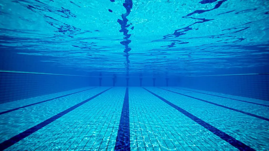 lifespan of pool liners