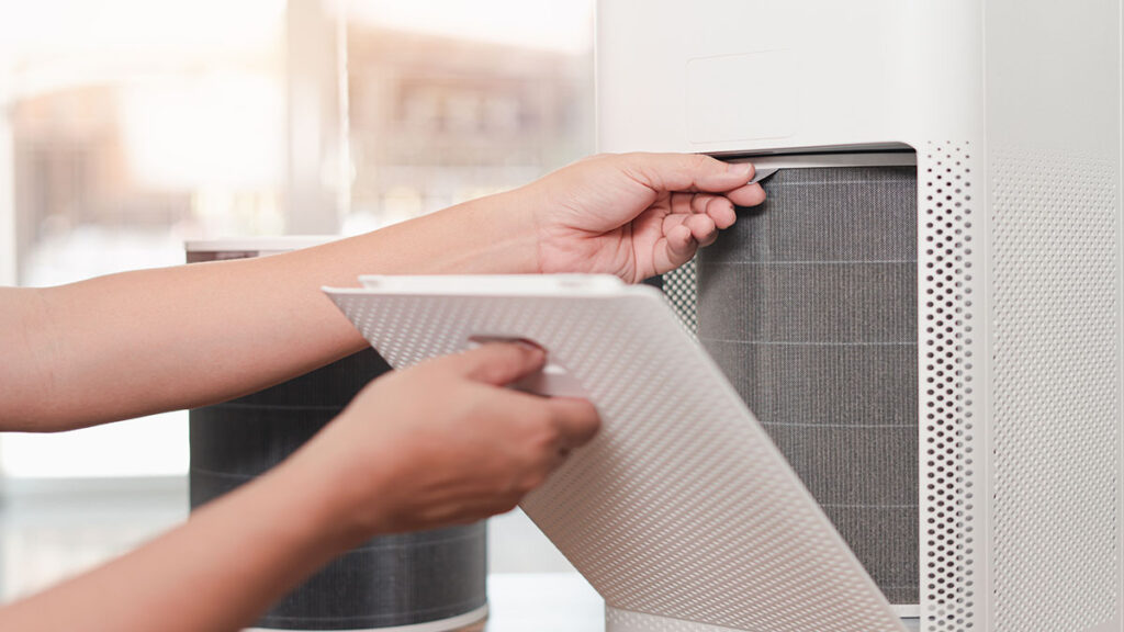 How to Clean Air Purifier Filter